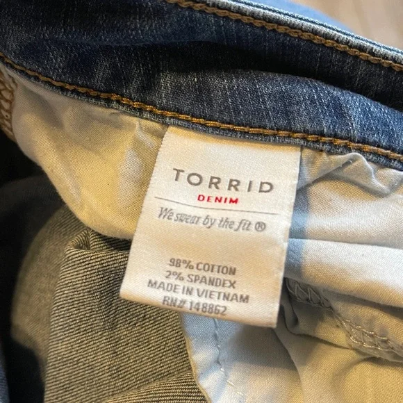Torrid Blue relaxed boot Women's Jeans size 20R - Picture 7 of 7